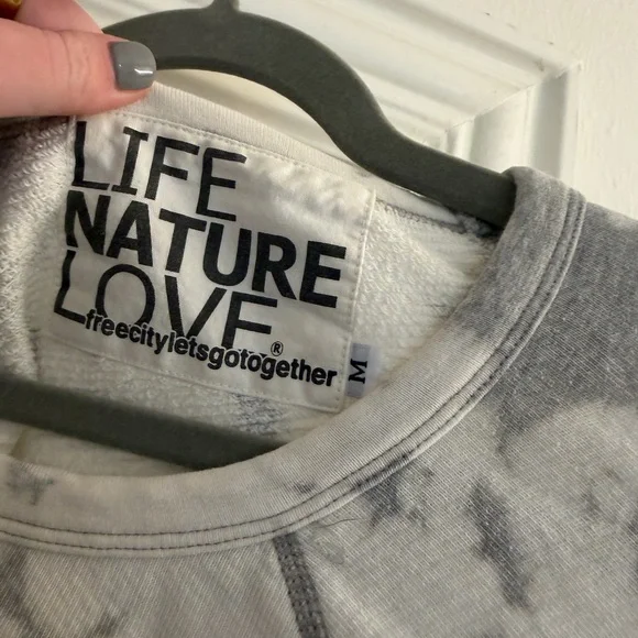 Gray and White Graphic Sweatshirt - Picture 2 of 3